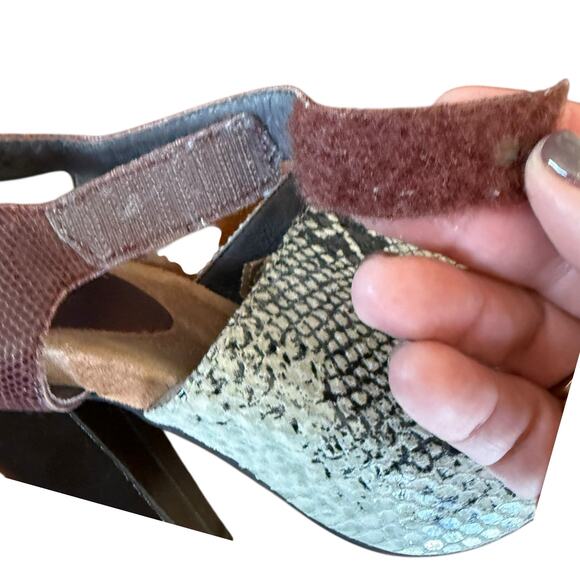 Juicy Couture Women's Y2K Snake Skin Open Toe Ultra High Block Heels - Size 9 - Picture 6 of 10